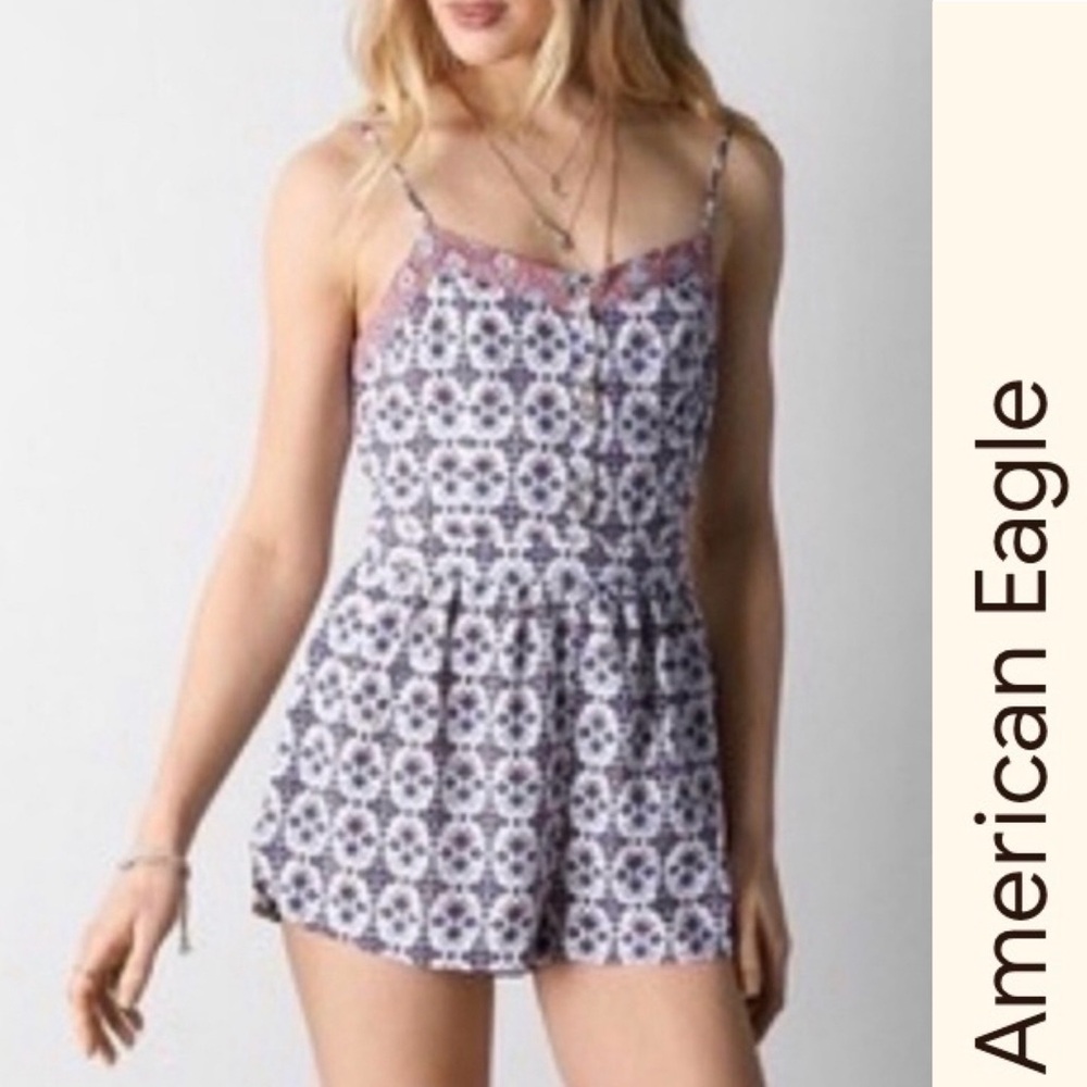 𝅺American Eagle‎ Romper